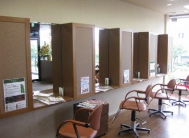 Fufu 瀬戸店 フフ セトテン の美容師 美容室の求人 転職専門サイト ビューティーキャリア